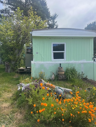 10 Breeze St Unit 12, Depoe Bay, OR 97341