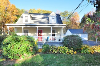 54 Secret Lake Rd, Canton, CT 06019