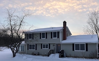 59 Sunset Terrace, Derby Line, VT 05830
