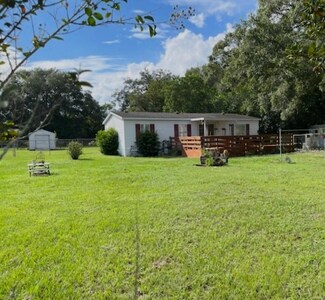 17605 Haddock Dr, Spring Hill, FL 34610