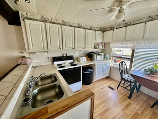 919 Reed Canal Rd Unit 260, South Daytona, FL 32119