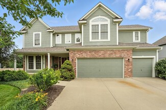 5726 Payne St, Shawnee, KS 66226