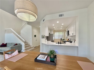 13390 Savanna, Tustin, CA 92782