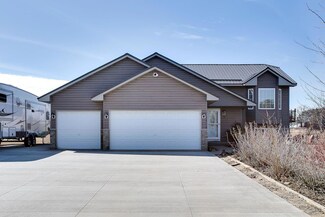 34006 Petersburg St NE, Cambridge, MN 55008