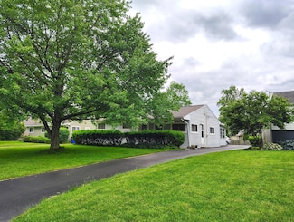1999 Kentwell Rd, Columbus, OH 43221