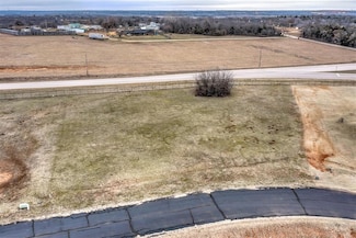 5216 Strait Dr, Oklahoma City, OK 73121