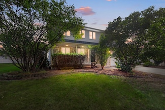 611 Flambeau Ct, Romeoville, IL 60446