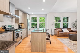 2707 Adams Mill Rd NW Unit 101, Washington, DC 20009