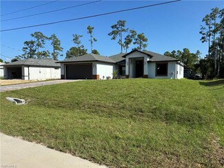 5548 Burr St, Lehigh Acres, FL 33971