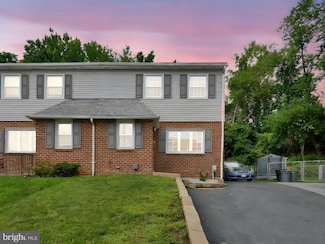 301 Melling Ave, Marcus Hook, PA 19061