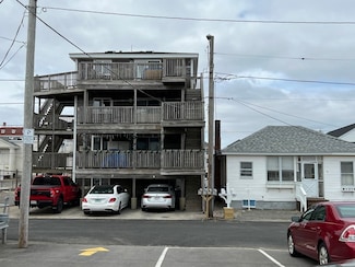 7 Shea St Unit B, Salisbury, MA 01952