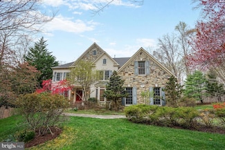 8404 Cardinal Rose Ct, Fairfax Station, VA 22039
