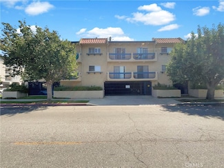 14560 Clark St Unit 202, Sherman Oaks, CA 91411