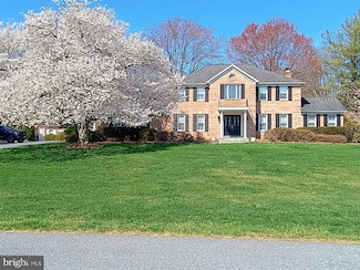 16004 New Bedford Dr, Derwood, MD 20855