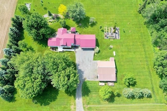 105449 County Line Rd, Stetsonville, WI 54480