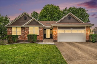 2409 NE Cedar Creek St, Blue Springs, MO 64014