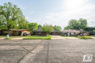 1016 N Adams St, San Angelo, TX 76901