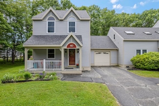 40 Redwood Ln, Brunswick, ME 04011