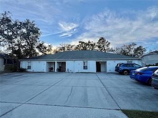 7469 Pond Cir, Spring Hill, FL 34606