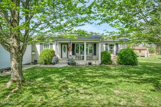 215 7th Ave S, Baxter, TN 38544