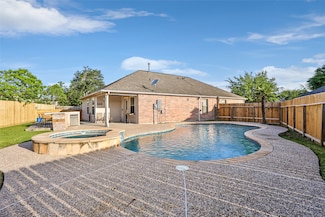 2701 Sandberry Dr, Kingwood, TX 77345