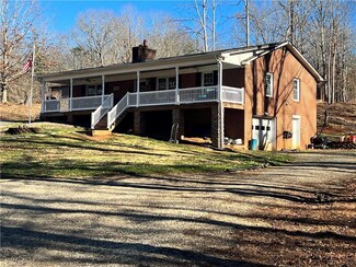 1996 Old Westfield Rd, Pilot Mountain, NC 27041