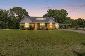 627 Anderson Ave, Hammonton, NJ 08037