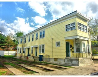 60 Kingston St, Lawrence, MA 01843