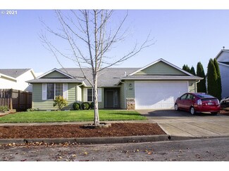 1547 S 7th St, Independence, OR 97351