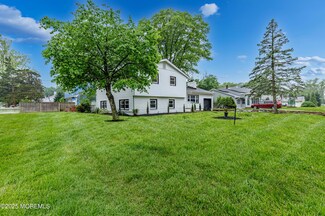 608 Carol Ave, Oakhurst, NJ 07755