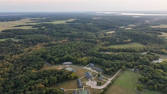 823 Columbia Rd, Washburn, IL 61570