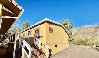 9 David Dr, Alamogordo, NM 88310
