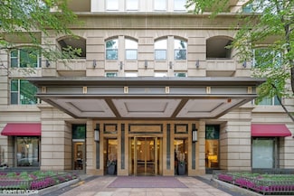 25 E Superior St Unit 2302, Chicago, IL 60611