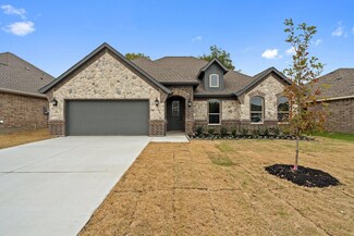1009 James Donald Ln, Glenn Heights, TX 75154