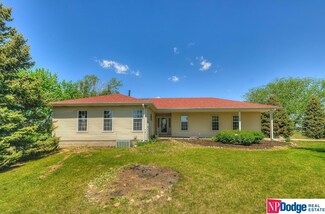 26362 320th St, Neola, IA 51559