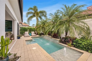 7924 Cordoba Place, Naples, FL 34113