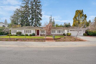 1055 San Mateo Dr, Menlo Park, CA 94025