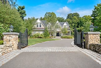 370 Grove St, Needham, MA 02492