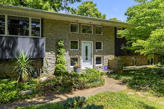 701 Tenikat St, Danville, KY 40422