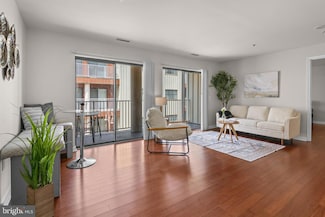 2702 Lighthouse Point E, Baltimore, MD 21224