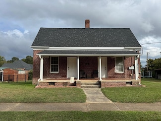 305 Jackson Ave, Greenwood, SC 29646