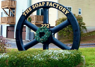 222 Williams St E Unit 102, Glastonbury, CT 06033