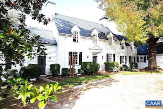 640 Ivy Ln, Charlottesville, VA 22901