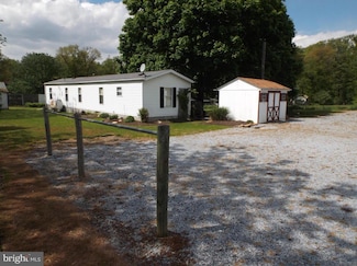 771 Georgetown Rd, Ronks, PA 17572