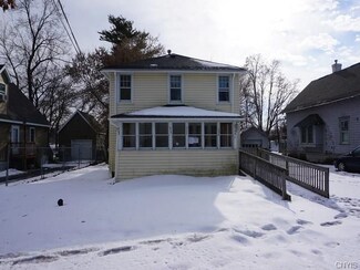 106 Wells Ave E, Syracuse, NY 13212