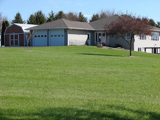3525 Bell Ct, Dodgeville, WI 53533