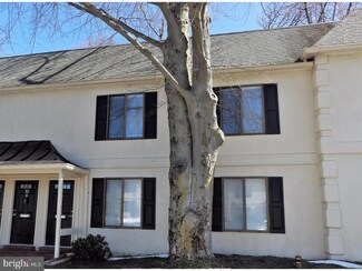 411 W Conestoga Rd Unit 10, Devon, PA 19333