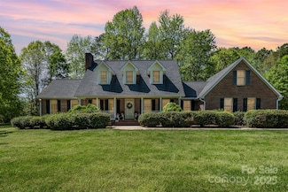 127 Fantasy Ln, Mooresville, NC 28117