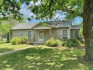 3101 N 30th St, Waco, TX 76708