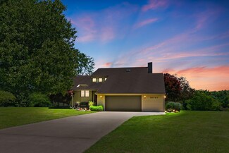 10767 Meadowbrook Ct, Berrien Springs, MI 49103